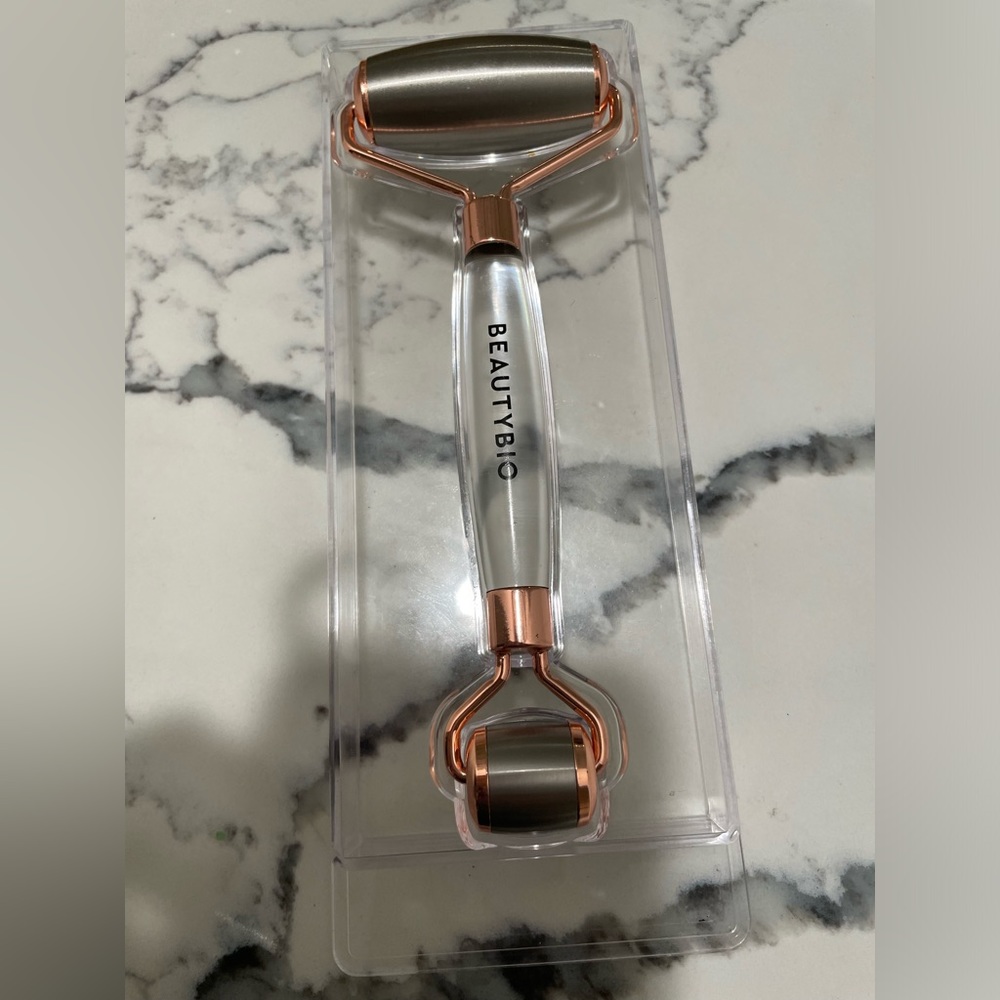 BeautyBio Cryo Roller
